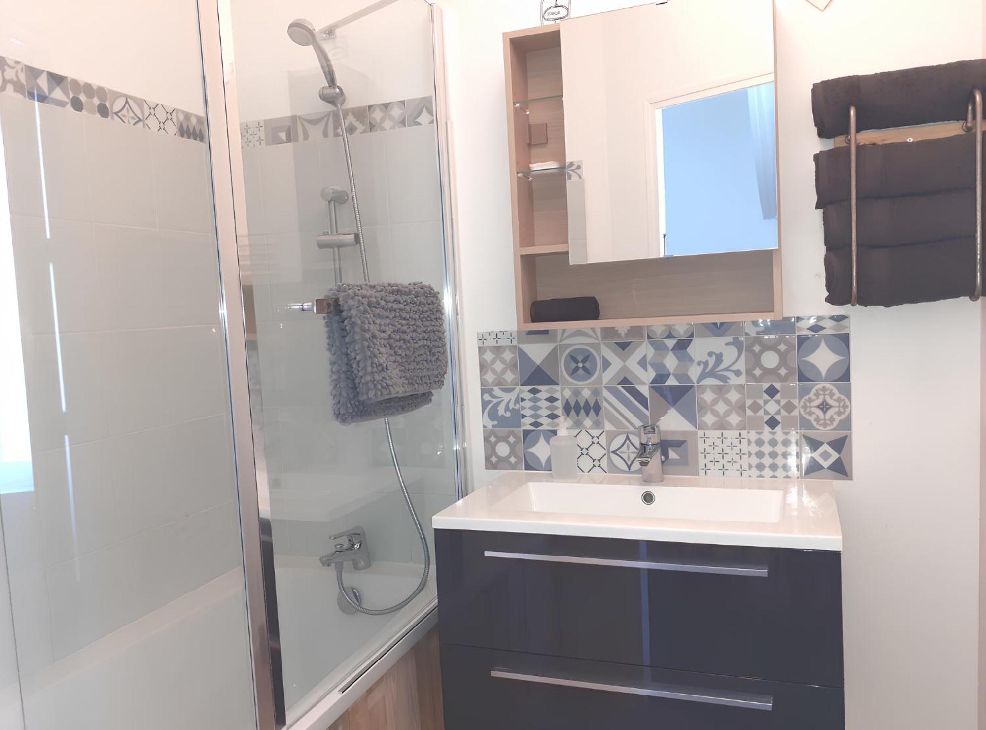 L'Artistique, 4 Lits, 2 Chambres, Stationnement Gratuit, Spacieux, Atypique Amiens Bagian luar foto