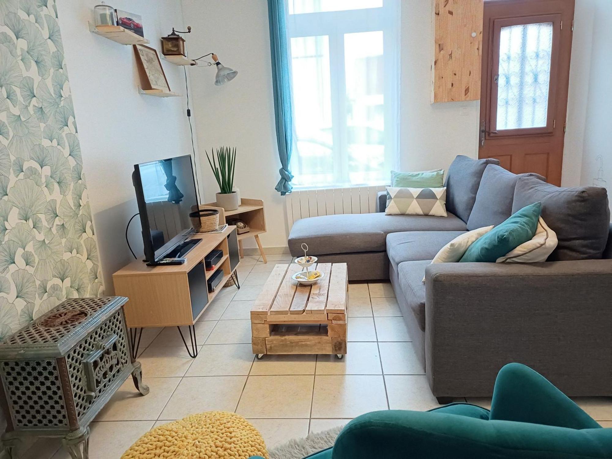 L'Artistique, 4 Lits, 2 Chambres, Stationnement Gratuit, Spacieux, Atypique Amiens Bagian luar foto
